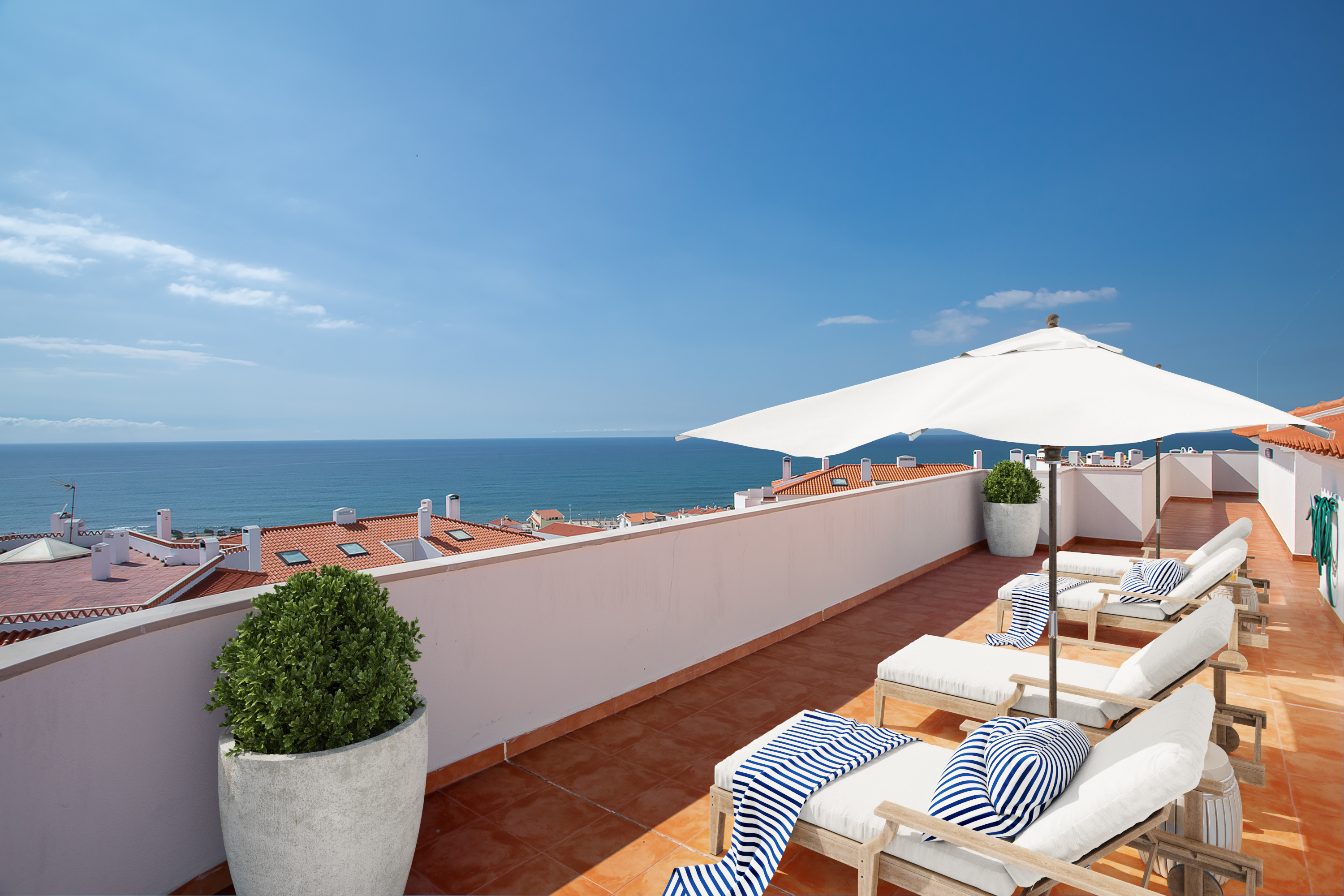 Ericeira | Luxury T4 Penthouse with Terraces and Rooftop, a Box, Jacuzzi and Sea View